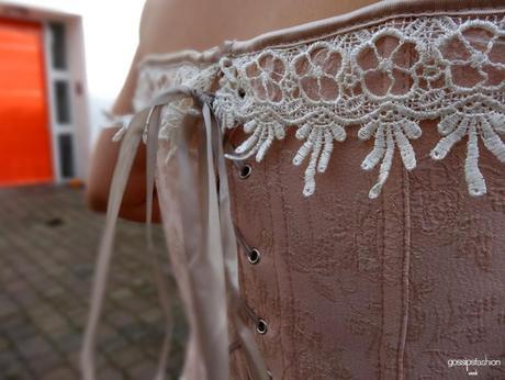 corse corset story