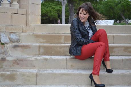 Look of the day: Red jeans