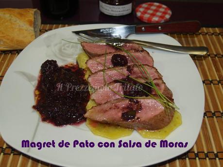 Magret de Pato con Salsa de Moras