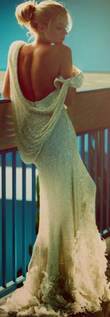 Es Tendencia: vestidos de novia con espalda al aire