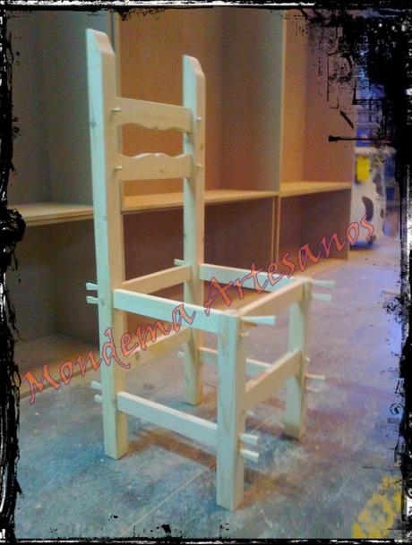 Silla con espigas y asiento de enea