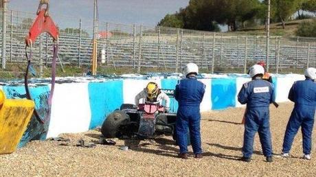 (F1) Lewis Hamilton protagonizó el primer choque de la F1 en 2014