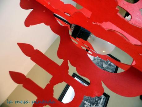 Una lámpara de madera