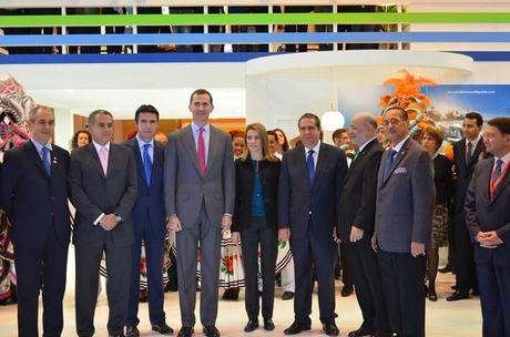 Príncipe visita stand RD en FITUR 2014