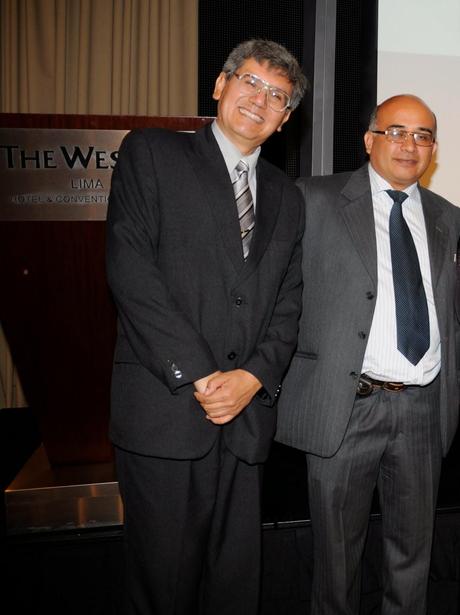 Teoría de los Juegos Cooperativos y Gerentes en la Empresa