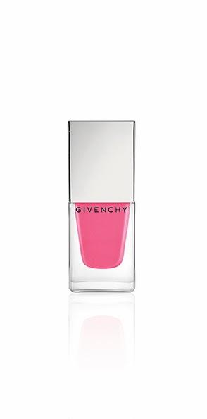 Over Rose, la colección de primavera de Givenchy