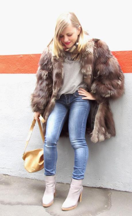 VINTAGE COAT