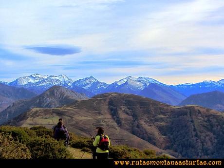 Picos del Campigueños y Tiatordos desde la Colladina