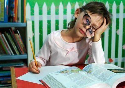 EL MINISTERIO CASTIGARÁ A LOS MEJORES ALUMNOS A QUEDARSE EN EL COLE POR LA TARDE