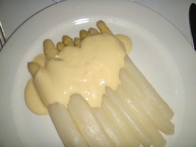 Espárragos blancos en ensalada