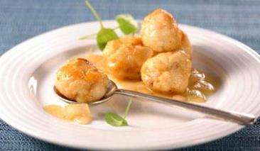 Albóndigas de pescado con puré de patatas para celíacos Albóndigas de pescado con puré de patatas para celíacos