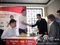 Shirov domina en Shangai R5 Final de Maestros Grand Slam 2010