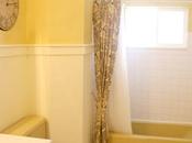 hermosos baños amarillos