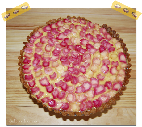 Tarta de ruibarbo