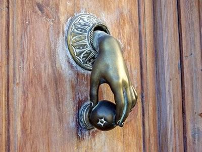 Discovering the center of Valencia