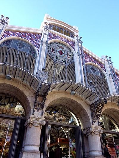 Discovering the center of Valencia