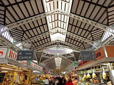 Discovering the center of Valencia