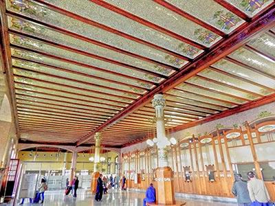 Discovering the center of Valencia