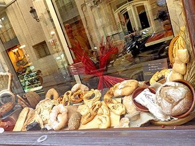 Discovering the center of Valencia