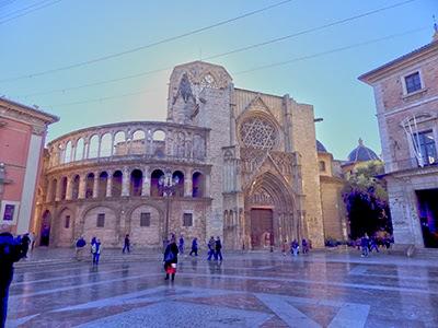 Discovering the center of Valencia