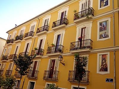 Discovering the center of Valencia