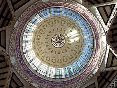 Discovering the center of Valencia