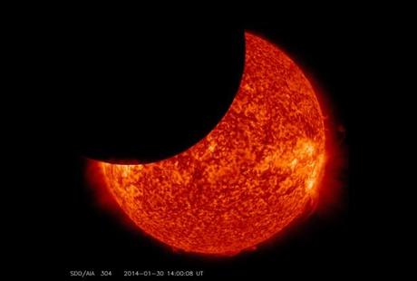 304_lunar_transit_14-00_ut-617x416