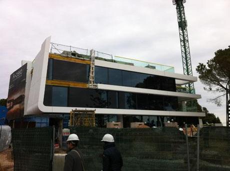 Nuevas imágenes de obra de la vivienda diseñada por A-cero en Barcelona