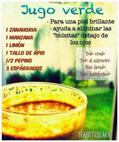 Jugo verde para eliminar las bolsas de los ojos y lucir una piel brillante