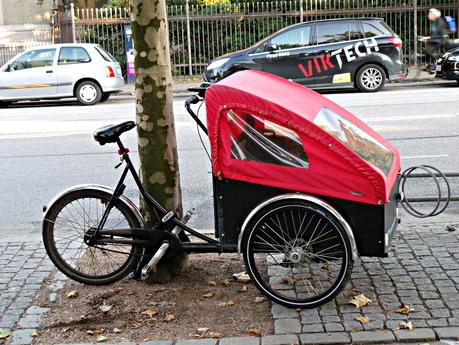 Copenhague, sobre dos ruedas ... o tres