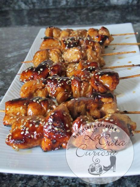 BROCHETAS DE POLLO YAKITORI