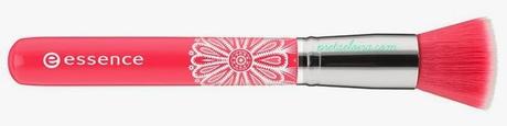 nueva colección Essence, Bloom Me Up, con brochas!