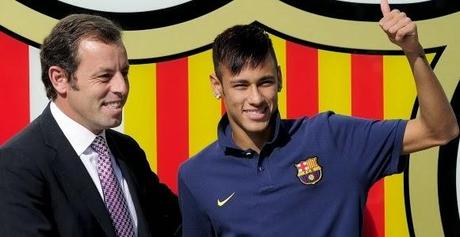 El 'caso Neymar' acaba con Rosell y enfrenta al Barça y al Madrid.