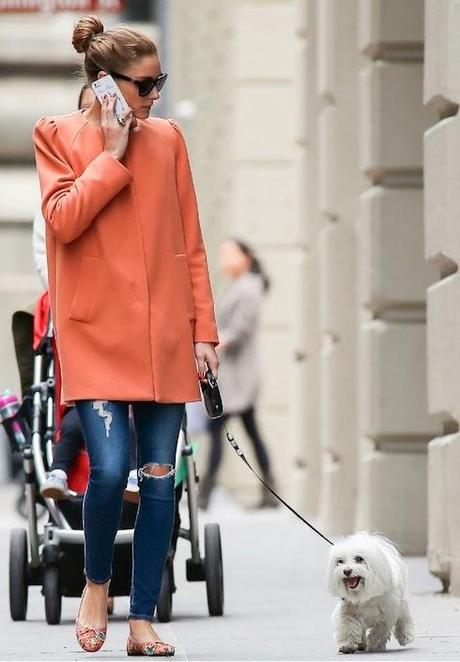 STREET STYLE INSPIRATION; RIPPED JEANS.-