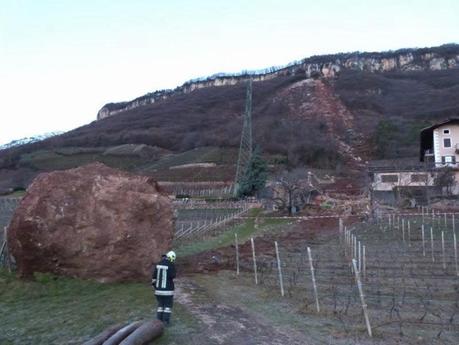 El que avisa no es traidor y el terreno muchas veces avisa.