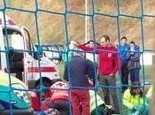 Muere jugador Tolosa pleno partido, Barbadás espero respuesta