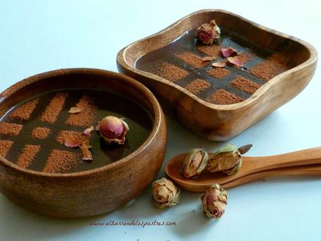 Crema de Chocolate con Aroma de Rosas