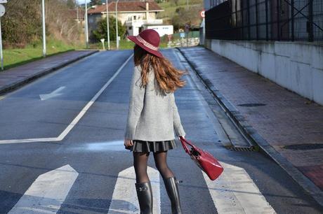 leather skirt