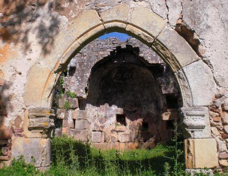 Colaboraciones de Extremadura, caminos de cultura: la Ermita de Santiago de Alburquerque en el Rincón de la Memoria de Canal Extremadura Radio