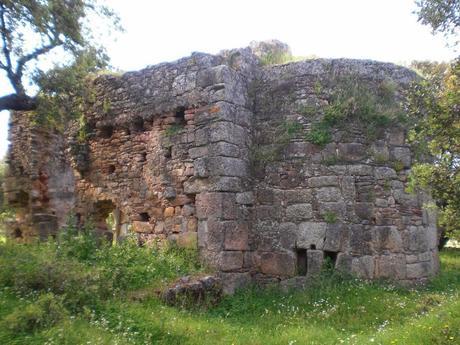 Colaboraciones de Extremadura, caminos de cultura: la Ermita de Santiago de Alburquerque en el Rincón de la Memoria de Canal Extremadura Radio