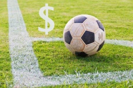 Fútbol, dinero y hambre en el mundo - economía y desigualdad
