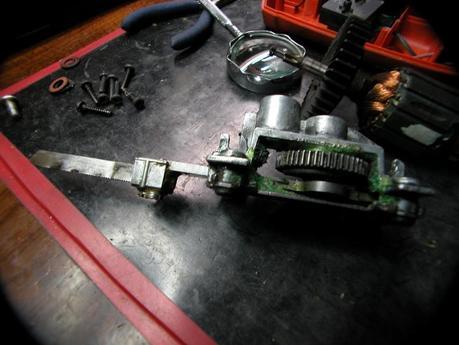 d99r La caladora o sierra de calar. 