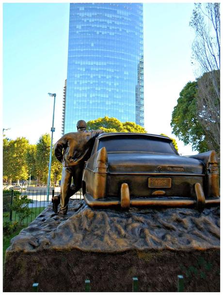 Monumento al Taxista, nuestro querido 