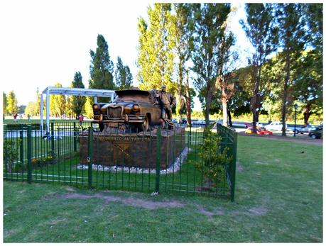 Monumento al Taxista, nuestro querido 