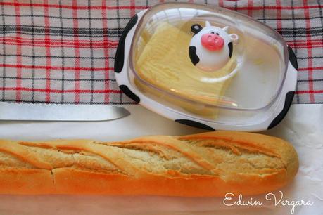 Baguette: I love you.