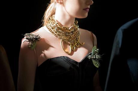 ES TENDENCIA: Los collares con mensaje de Lanvin!