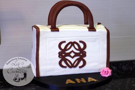 TARTA FONDANT BOLSO LOEWE PARA ANA