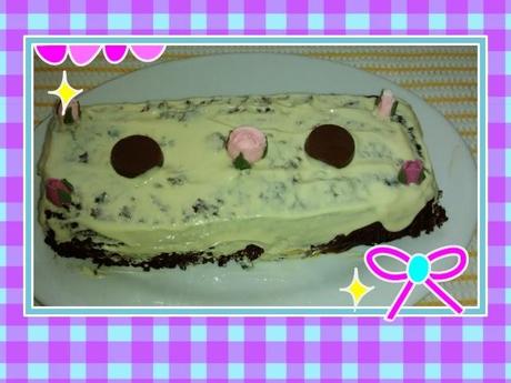 BIZCOCHO DE CHOCOLATE SIN GLUTEN CON MERMELADA DE CAFÉ Y CHOCOLATE BLANCO