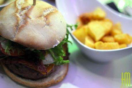 VERSIÓN ORIGINAL: Cine, hamburguesas y mucho más.