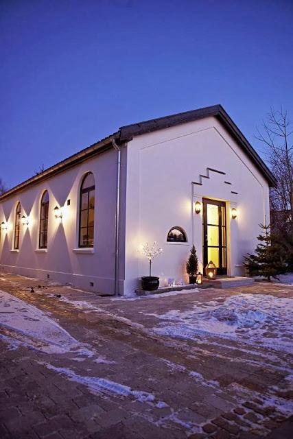 UNA VIVIENDA ITALO-DANESA LISTA PARA LA NAVIDAD